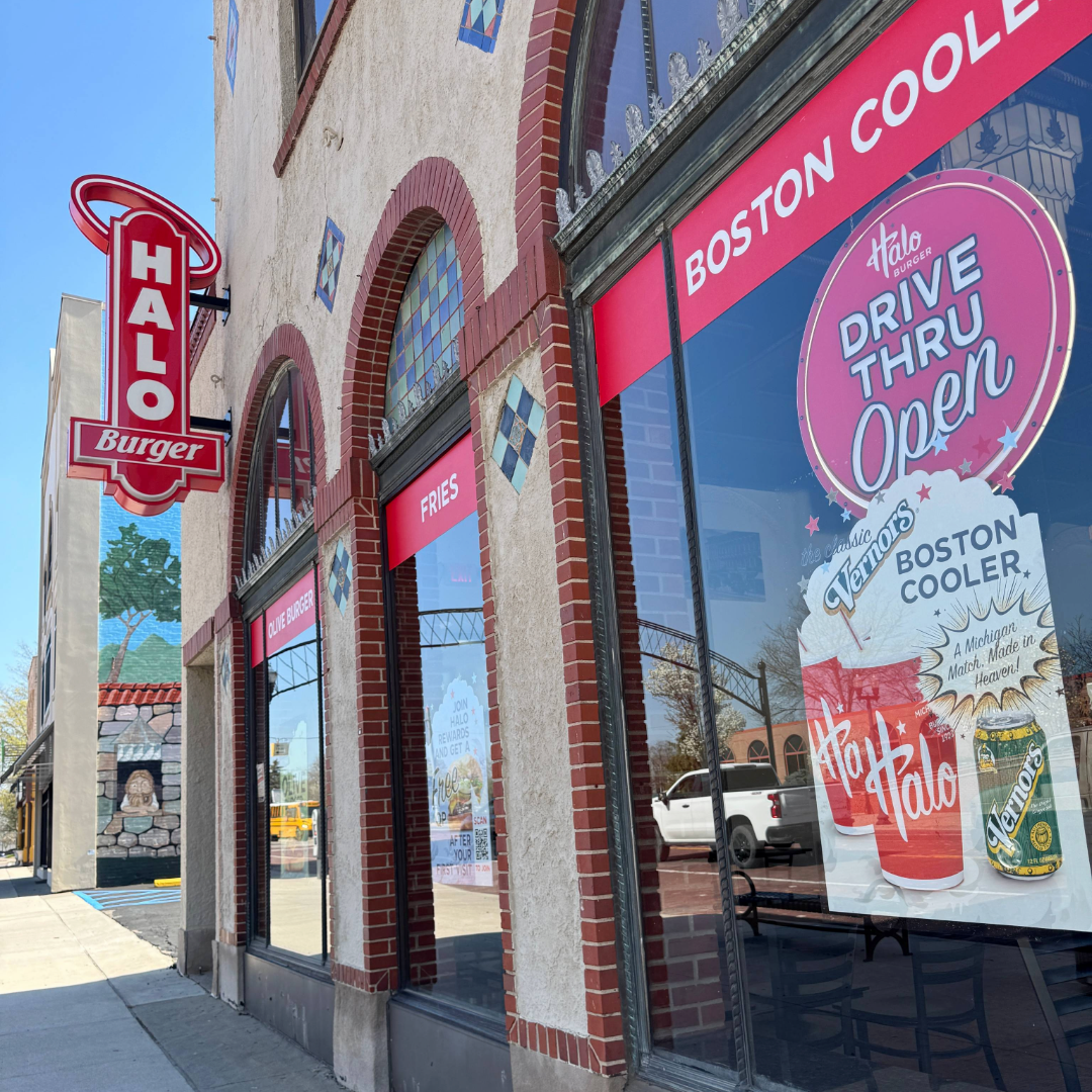 Halo Burger (Saginaw Street) — photo