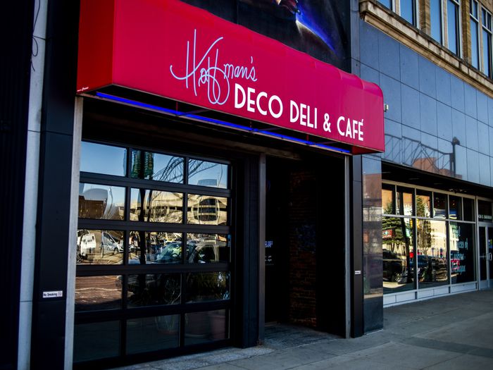 Hoffman's Deco Deli & Cafe in Flint