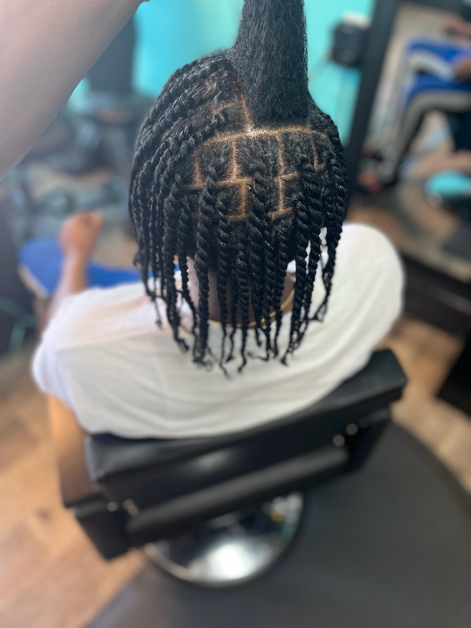 T-Lamaz Hair & Beauty Studio — photo