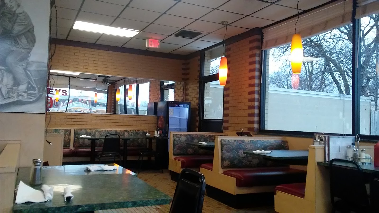 Tom's Coney Cafe in Flint