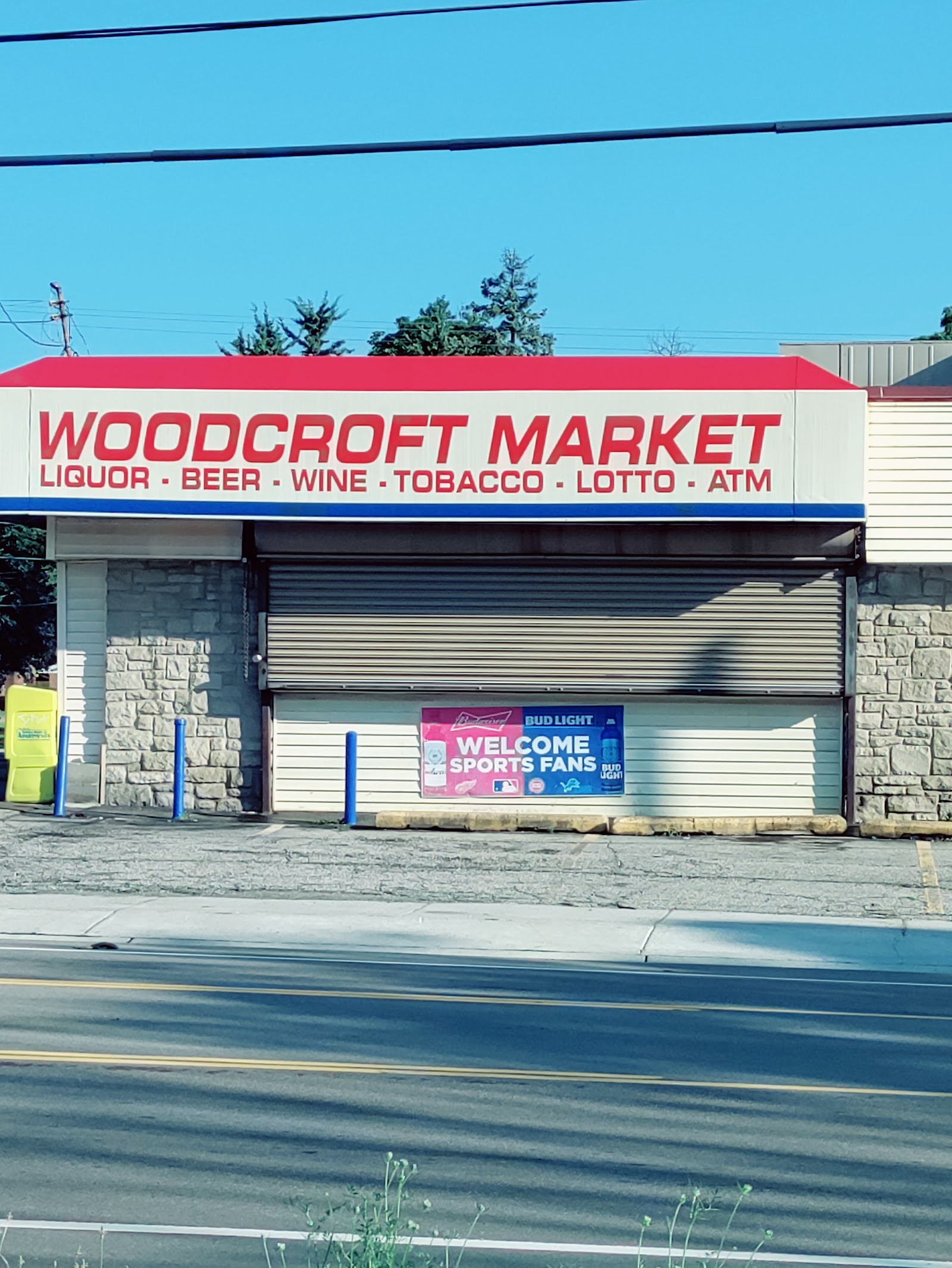 Woodcroft Market in Flint